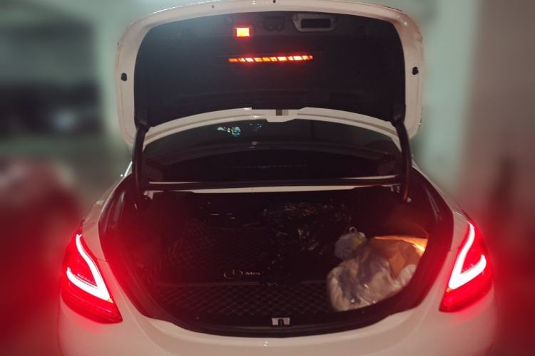 Used Mercedes-Benz C-Class 2021 C 200 L Fashion Edition Sport Version Trunk