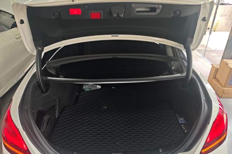 Used Mercedes-Benz C-Class 2021 C 260 L Sport Edition Trunk