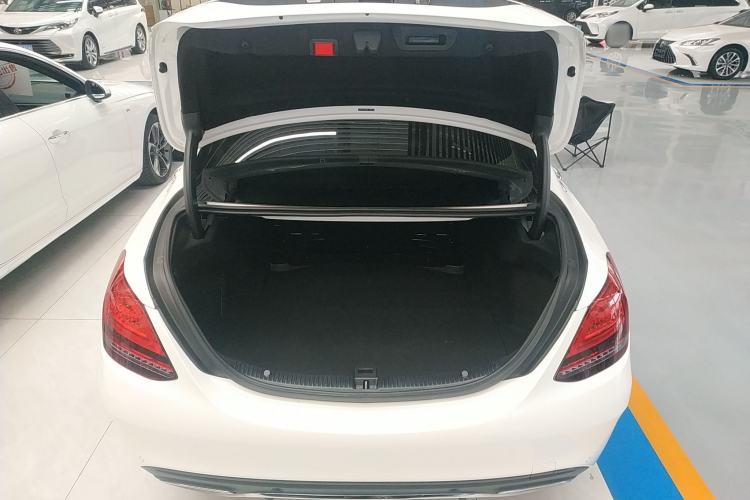 Used Mercedes-Benz C-Class 2021 C 200 L Fashion Edition Sport Version Trunk