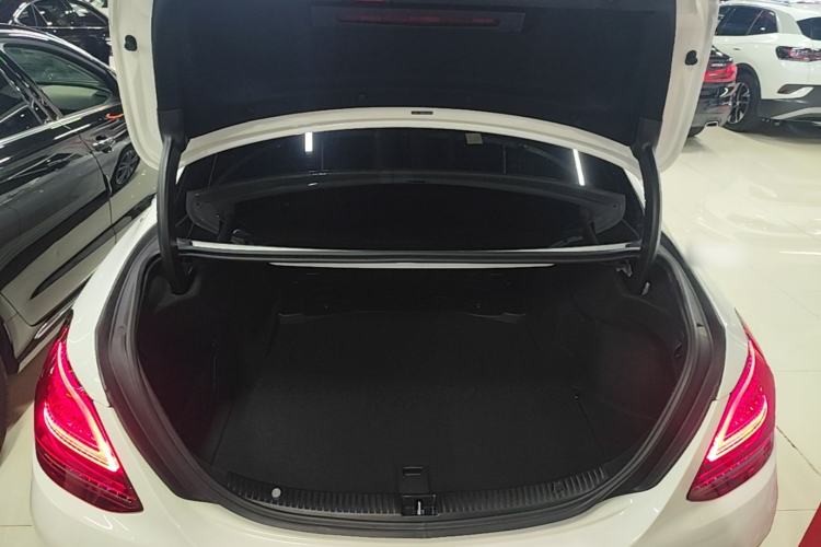 Used Mercedes-Benz C-Class 2021 C 200 L Fashion Edition Sport Version Trunk