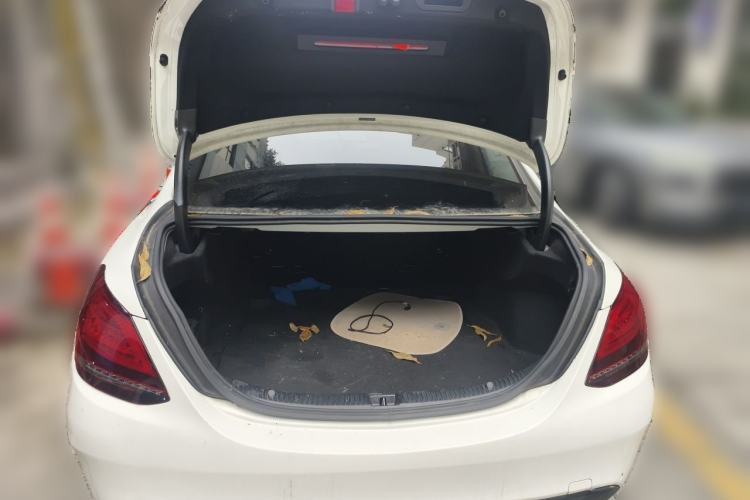 Used Mercedes-Benz C-Class 2021 C 200 L Fashion Edition Sport Version Trunk