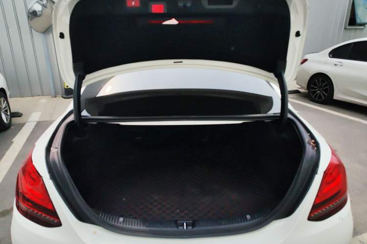 Used Mercedes-Benz C-Class 2021 C 260 L Sport Edition Star Collection Trunk