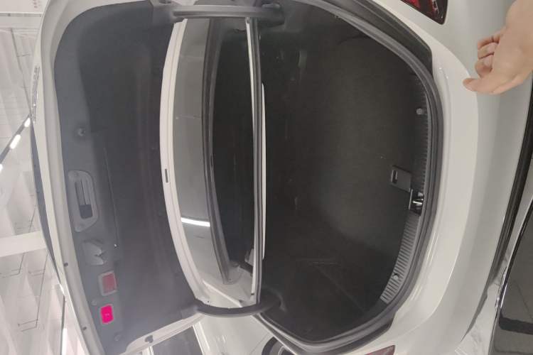 Used Mercedes-Benz C-Class 2021 C 260 L Sport Edition Star Collection Trunk