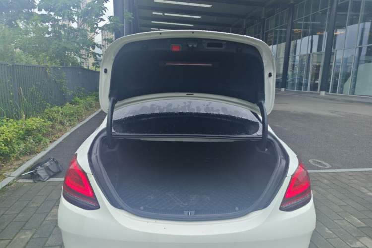 Used Mercedes-Benz C-Class 2021 C 200 L Fashion Edition Sport Version Trunk