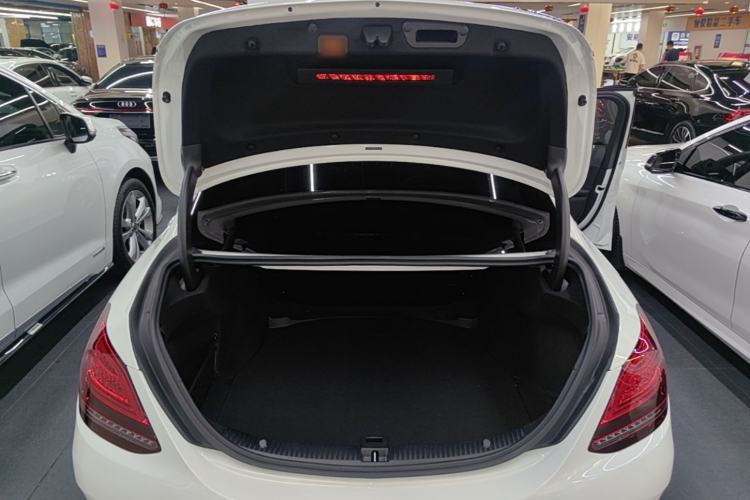 Used Mercedes-Benz C-Class 2021 C 200 L Fashion Edition Sport Version Trunk