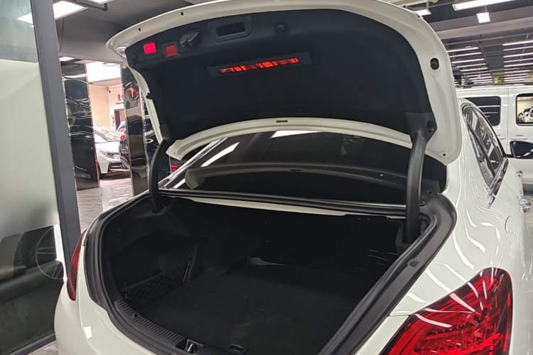 Used Mercedes-Benz C-Class 2021 C 260 L Sport Edition Star Collection Trunk