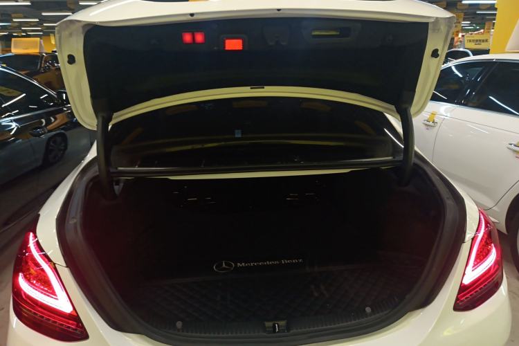 Used Mercedes-Benz C-Class 2021 C 200 L Fashion Edition Sport Version Trunk