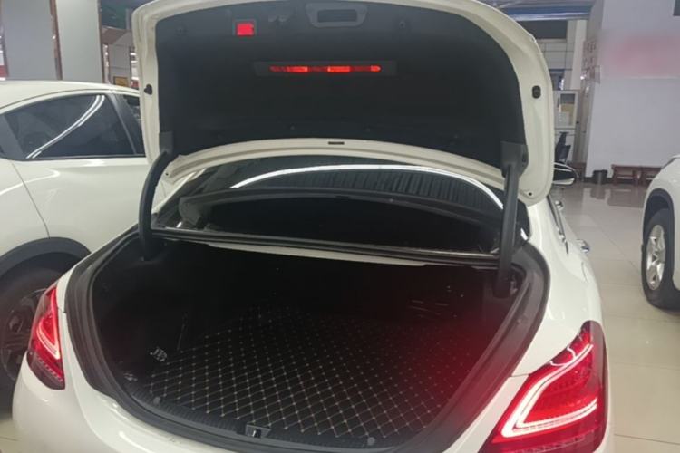 Used Mercedes-Benz C-Class 2021 C 200 L Fashion Edition Sport Version Trunk