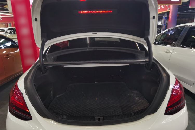 Used Mercedes-Benz C-Class 2021 C 200 L Fashion Edition Sport Version Trunk