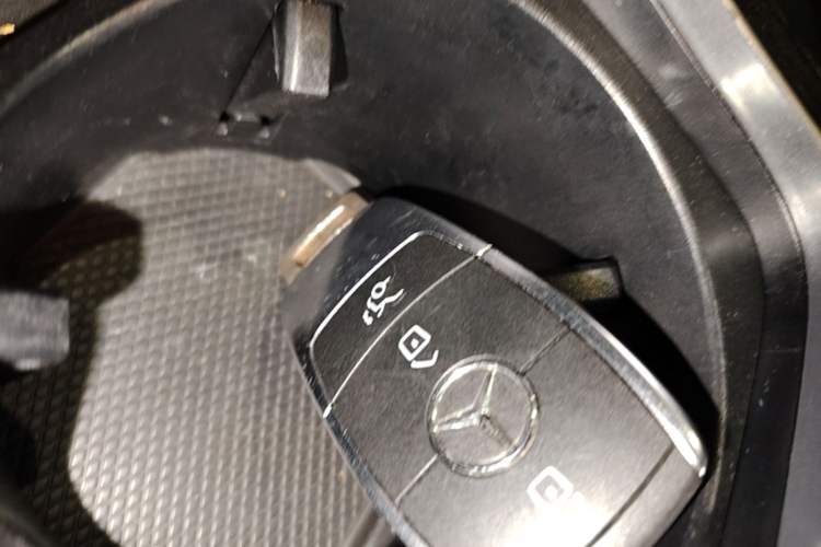 Used Mercedes-Benz C-Class 2021 C 260 L Sport Edition Star Collection Vehicle Key
