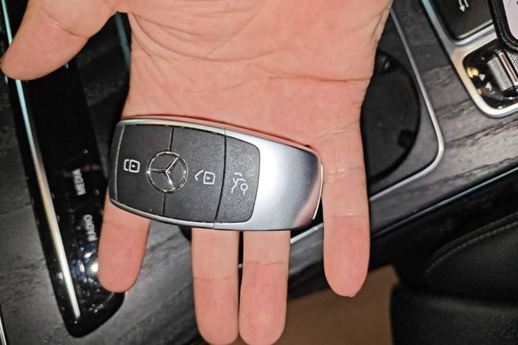 Used Mercedes-Benz C-Class 2021 C 200 L Fashion Edition Sport Version Vehicle Key