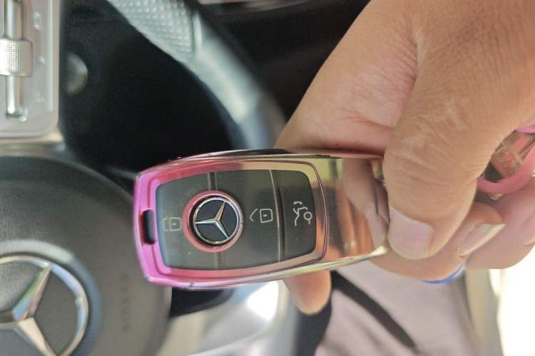 Used Mercedes-Benz C-Class 2021 C 200 L Fashion Edition Sport Version Vehicle Key