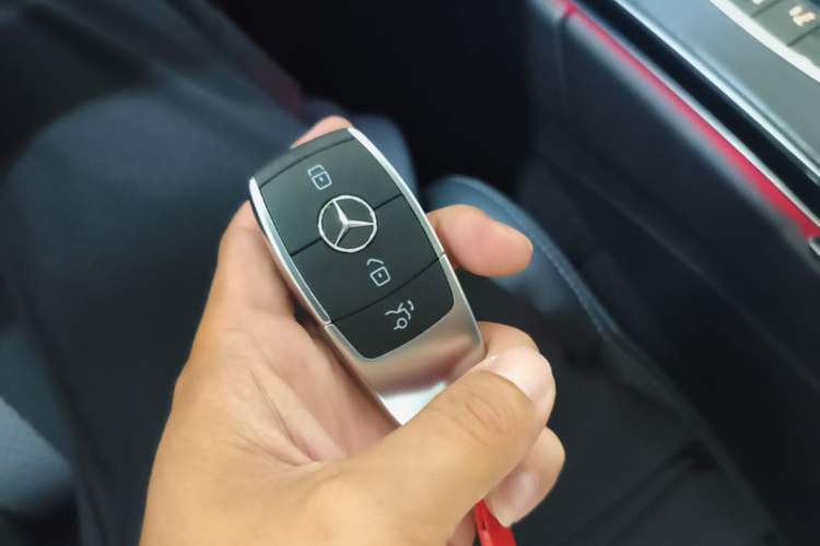 Used Mercedes-Benz C-Class 2021 C 260 L Sport Edition Star Collection Vehicle Key