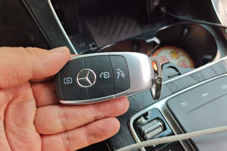 Used Mercedes-Benz C-Class 2021 C 260 L Sport Edition Vehicle Key