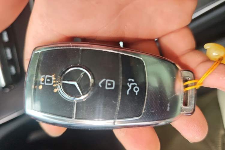 Used Mercedes-Benz C-Class 2021 C 200 L Fashion Edition Sport Version Vehicle Key