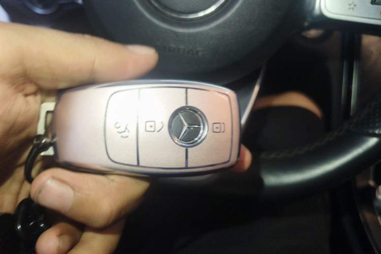 Used Mercedes-Benz C-Class 2021 C 260 L Sport Edition Star Collection Vehicle Key