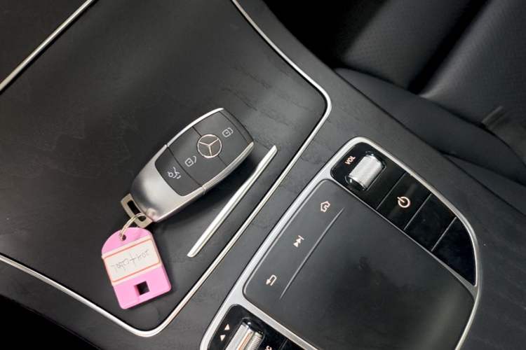 Used Mercedes-Benz C-Class 2021 C 260 L Sport Edition Vehicle Key
