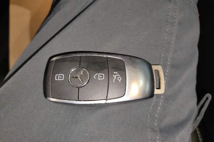 Used Mercedes-Benz C-Class 2021 C 260 L Sport Edition Star Collection Vehicle Key