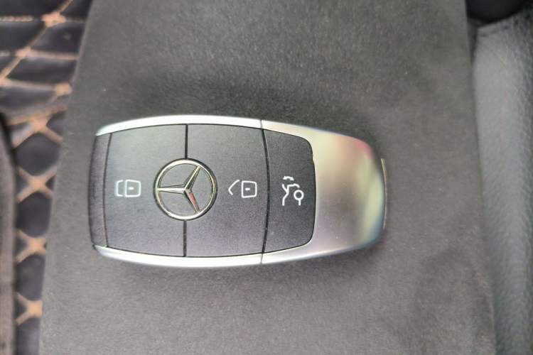 Used Mercedes-Benz C-Class 2021 C 260 Star Edition Vehicle Key