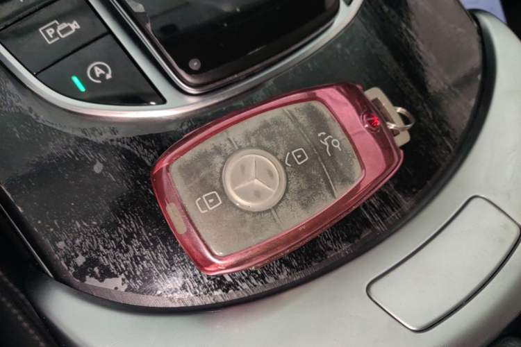 Used Mercedes-Benz C-Class 2021 C 260 L Sport Edition Star Collection Vehicle Key