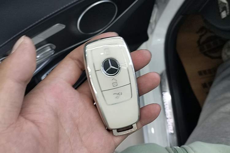 Used Mercedes-Benz C-Class 2021 C 260 L Sport Edition Vehicle Key