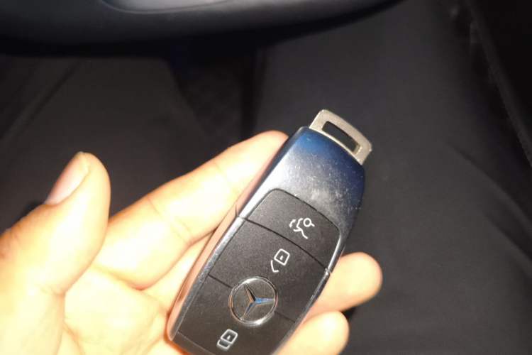 Used Mercedes-Benz C-Class 2021 C 260 Star Edition Vehicle Key