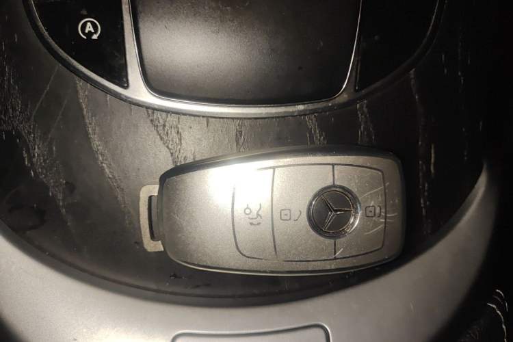 Used Mercedes-Benz C-Class 2021 C 260 L Sport Edition Vehicle Key