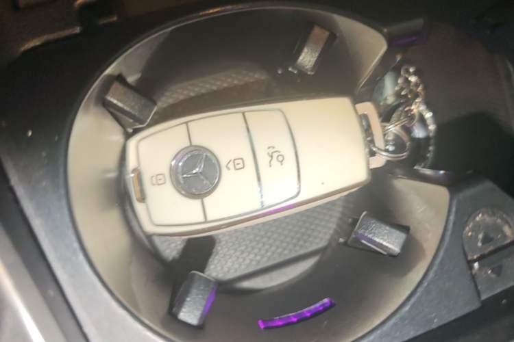 Used Mercedes-Benz C-Class 2021 C 260 L Sport Edition Vehicle Key