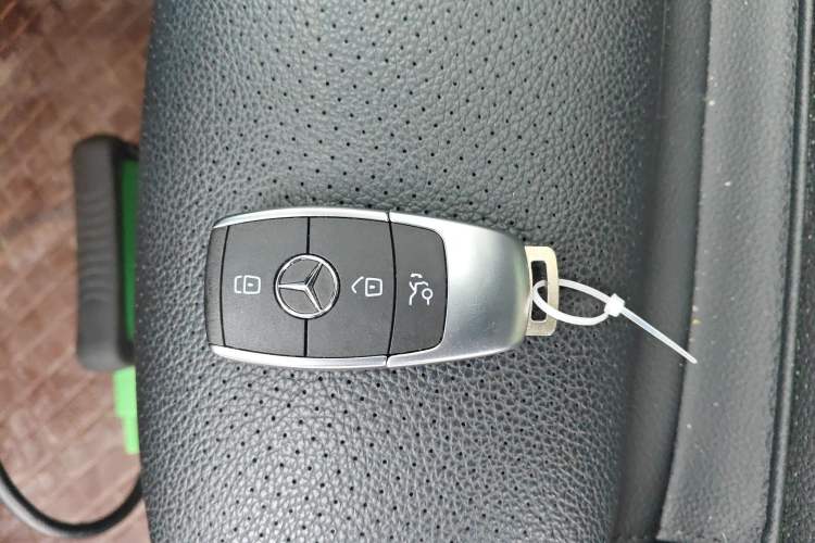 Used Mercedes-Benz C-Class 2021 C 260 L Sport Edition Vehicle Key