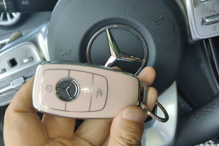 Used Mercedes-Benz C-Class 2021 C 260 L Sport Edition Star Collection Vehicle Key