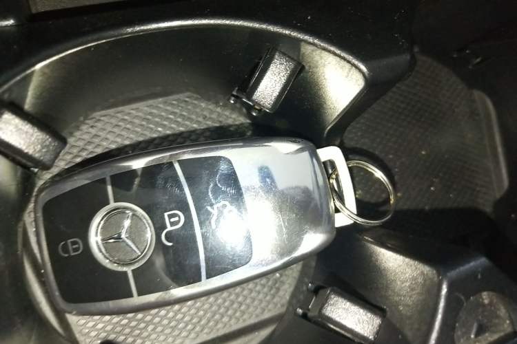 Used Mercedes-Benz C-Class 2021 C 260 L Sport Edition Vehicle Key