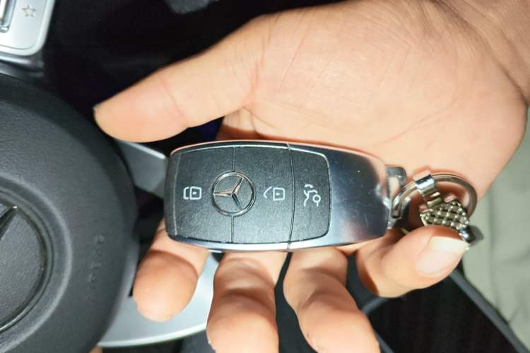 Used Mercedes-Benz C-Class 2021 C 260 Star Edition Vehicle Key