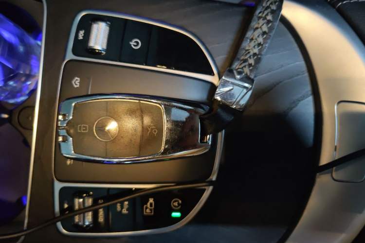 Used Mercedes-Benz C-Class 2021 C 200 L Fashion Edition Sport Version Vehicle Key