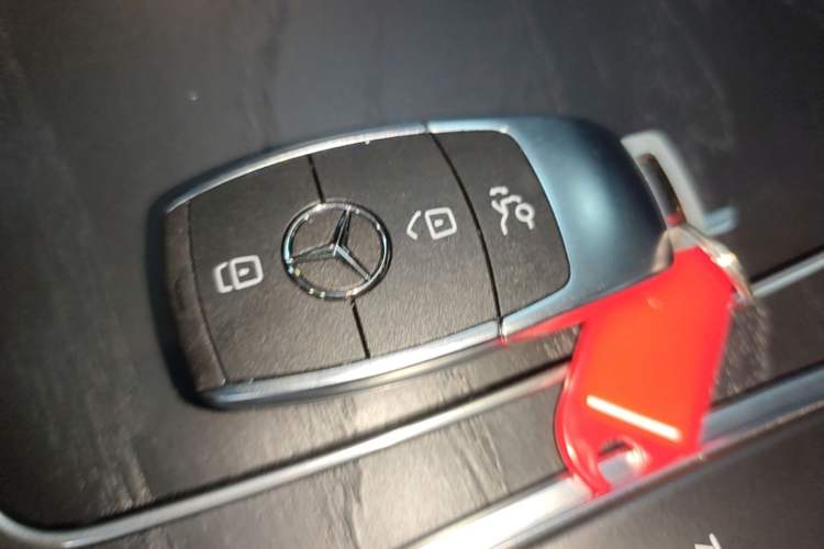 Used Mercedes-Benz C-Class 2021 C 260 L Sport Edition Star Collection Vehicle Key