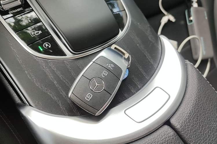 Used Mercedes-Benz C-Class 2021 C 260 L Sport Edition Vehicle Key