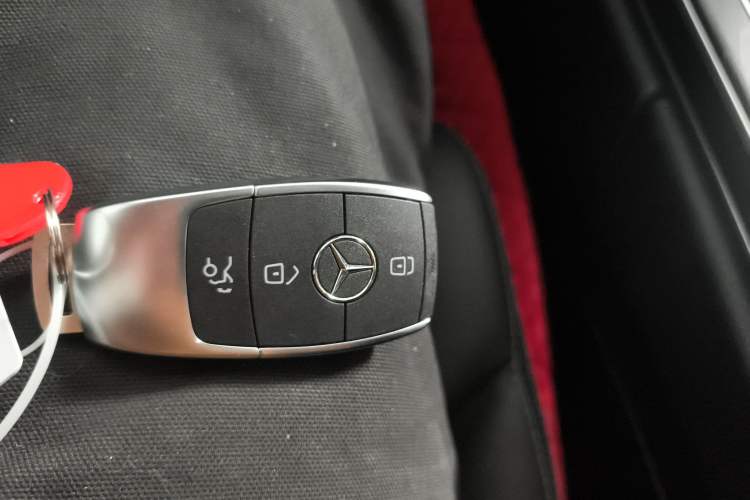 Used Mercedes-Benz C-Class 2021 C 200 L Fashion Edition Sport Version Vehicle Key
