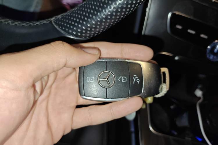 Used Mercedes-Benz C-Class 2021 C 260 L Sport Edition Star Collection Vehicle Key