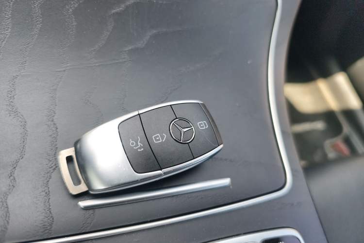 Used Mercedes-Benz C-Class 2021 C 260 Coupe Vehicle Key