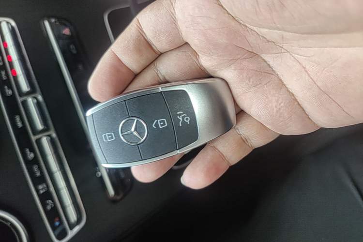 Used Mercedes-Benz C-Class 2021 C 260 L Sport Edition Vehicle Key