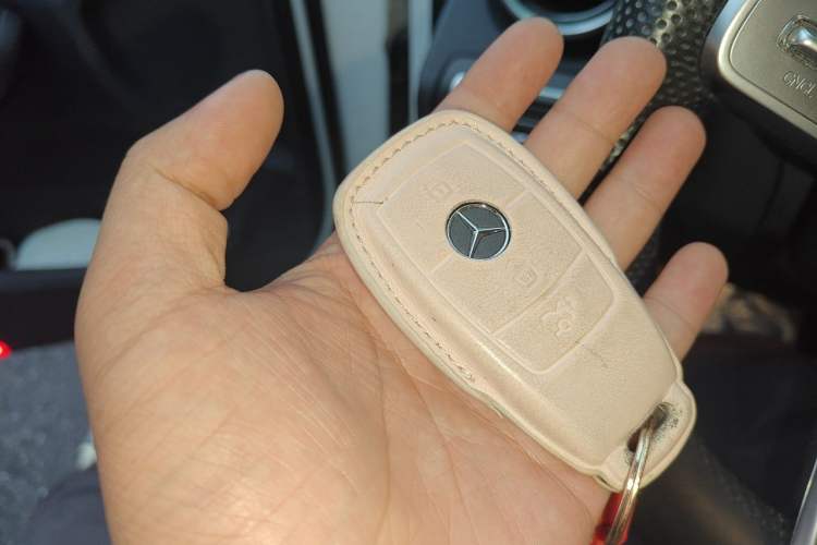 Used Mercedes-Benz C-Class 2021 C 260 L Sport Edition Vehicle Key
