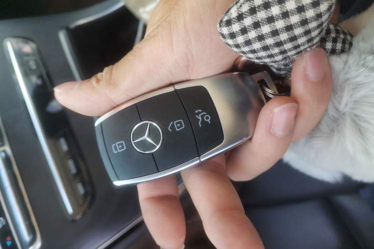 Used Mercedes-Benz C-Class 2021 C 200 L Fashion Edition Sport Version Vehicle Key