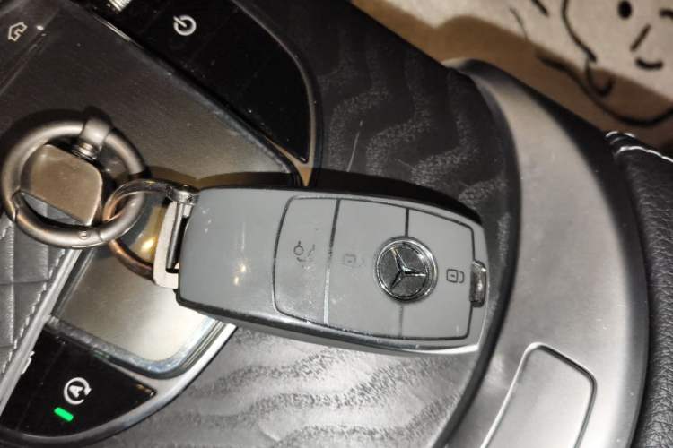 Used Mercedes-Benz C-Class 2021 C 260 L Sport Edition Star Collection Vehicle Key