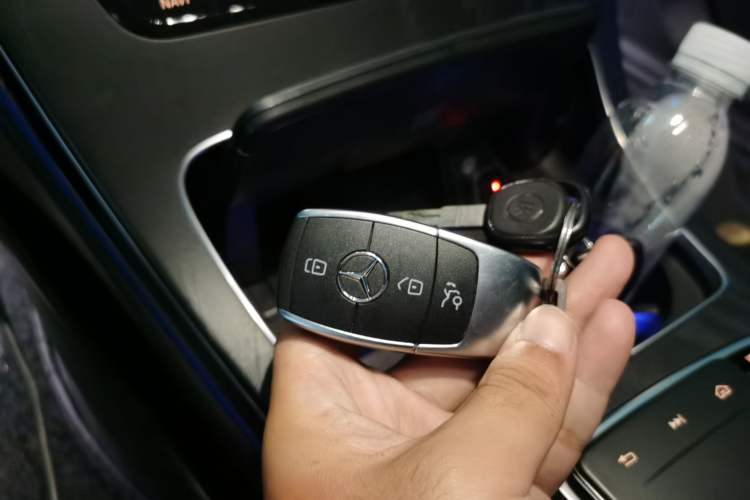 Used Mercedes-Benz C-Class 2021 C 260 L Vehicle Key