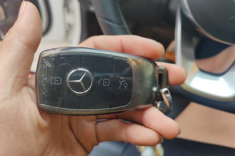 Used Mercedes-Benz C-Class 2021 C 200 L Fashion Edition Sport Version Vehicle Key