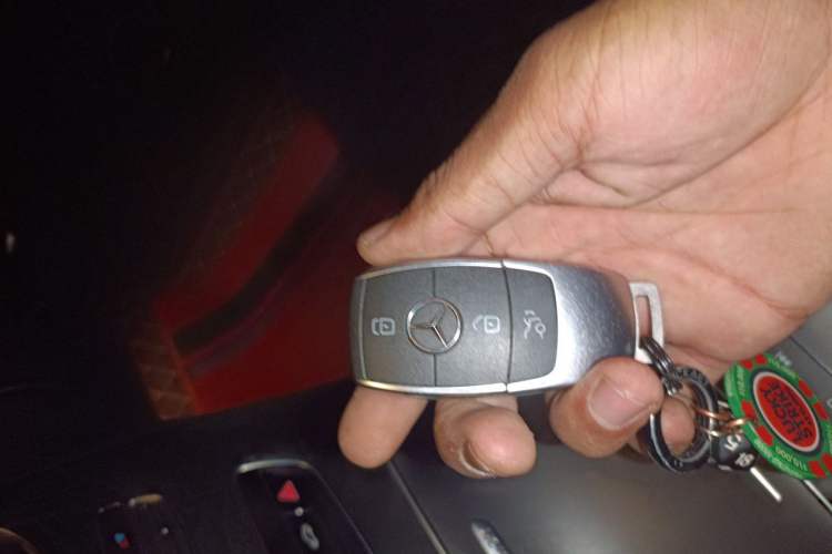 Used Mercedes-Benz C-Class 2021 C 260 L Sport Edition Star Collection Vehicle Key