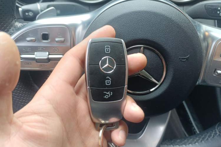 Used Mercedes-Benz C-Class 2021 C 260 L Sport Edition Vehicle Key