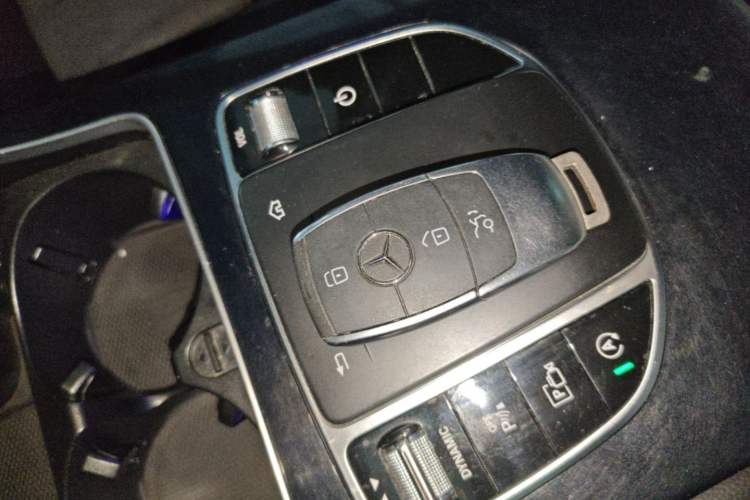 Used Mercedes-Benz C-Class 2021 C 260 Star Edition Vehicle Key