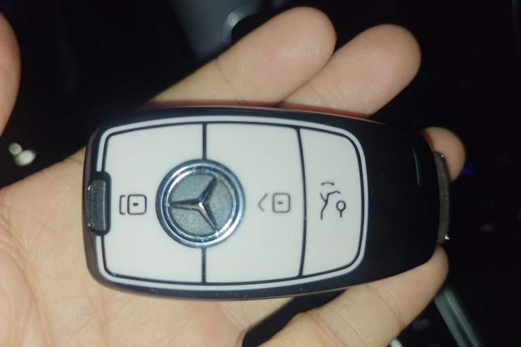 Used Mercedes-Benz C-Class 2021 C 260 L Sport Edition Vehicle Key