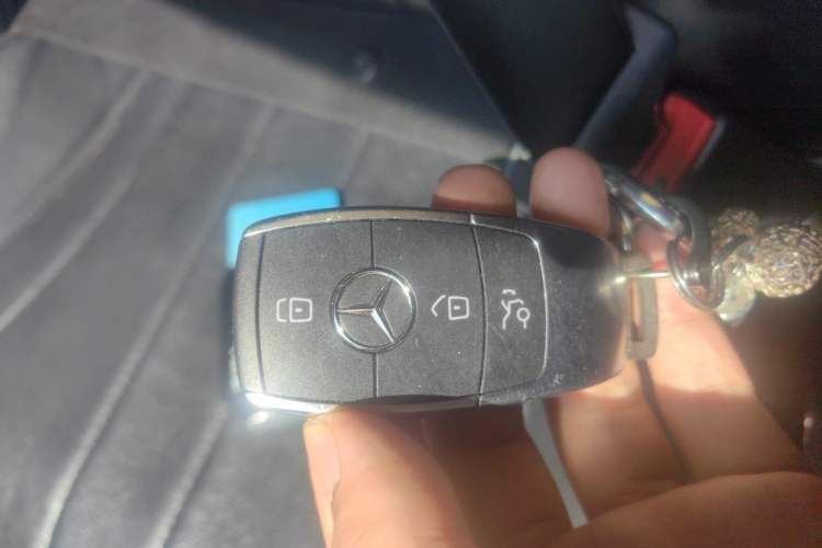 Used Mercedes-Benz C-Class 2021 C 260 L Sport Edition Star Collection Vehicle Key