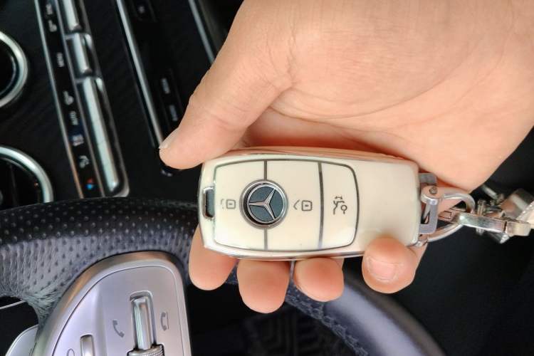 Used Mercedes-Benz C-Class 2021 C 260 L Sport Edition Vehicle Key